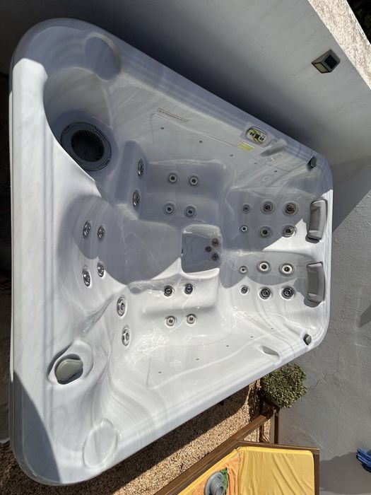 Jacuzzi Spa WeekEnd 330/2L