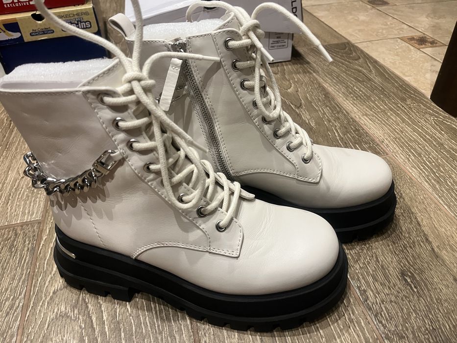 Продаю нові ботинки фірми ALDO