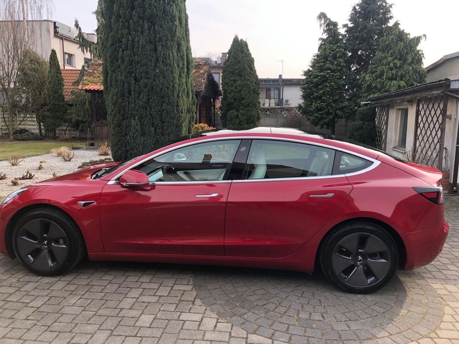 Tesla 3 long range 4WD