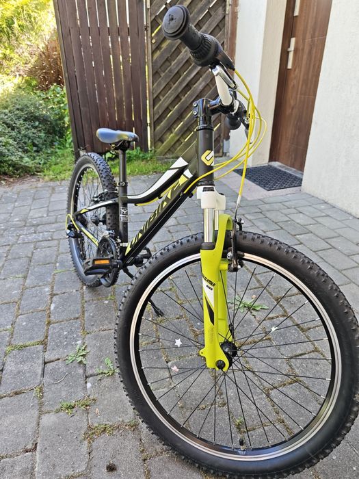 Sprzedam rower młodzieżowy Unibike Roxi 24”.