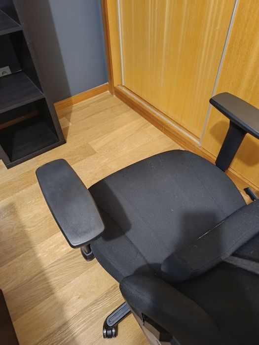 Cadeira Gaming preta