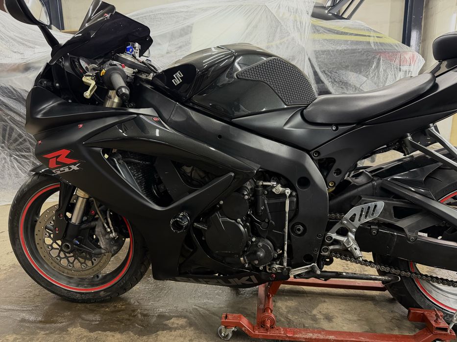Suzuki GSX-R 600 k7 2007рік. В Гарному Стані! Готовий до сезону!!!