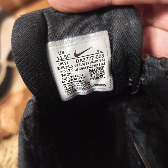 Оригінальні дитячі спортивні кросівки Nike на липучці для хлопчика 29р