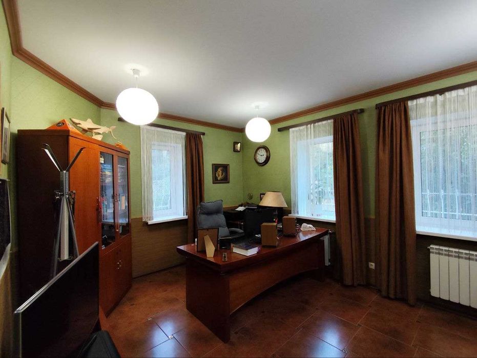 Будинок в центрі м. Полтава. Елітна нерухомість.