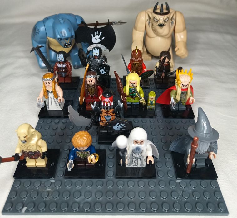 Фигурки Лего  Властелин Колец, Хоббит. 
  Арагорн, Гендальф, Саруман,Б