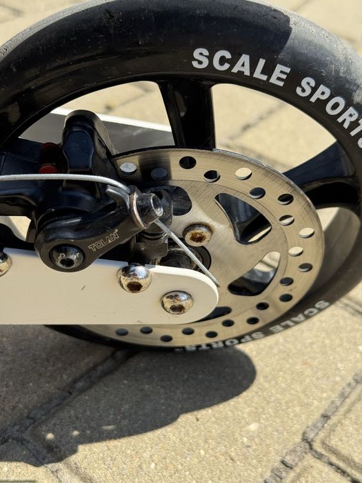 Двоколісний самокат Scale Sports Білий з дисковим гальмом — міський самокат з амортизаторами та колесами 200 мм
