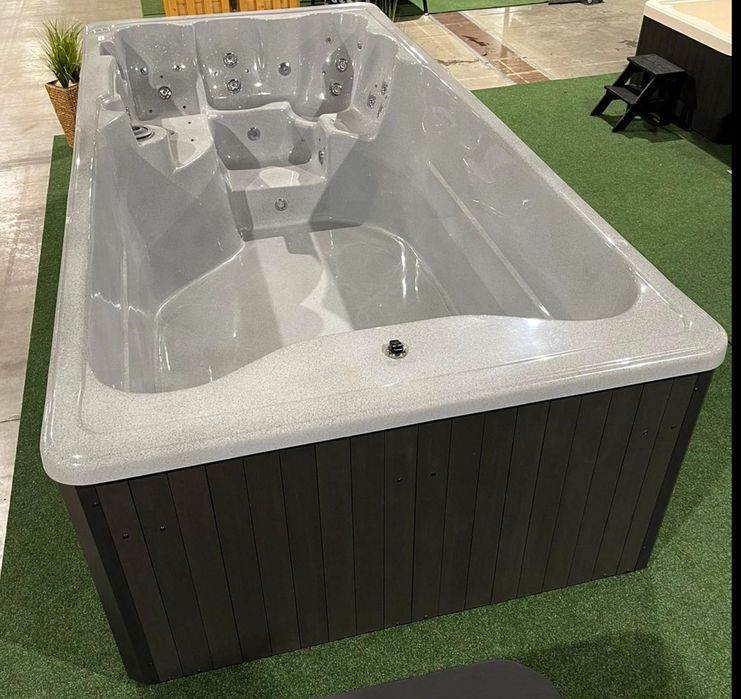 Basen wolnostojący Jacuzzi Basen ogrodowy domowy SWIMSPA KONGO 476x225