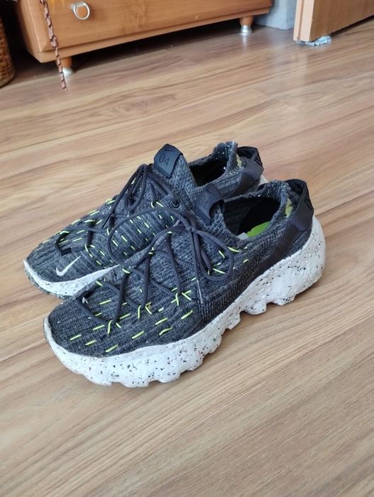 Nike Space Hippie 04