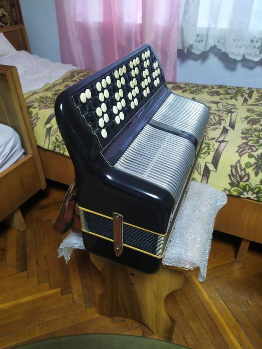 Продам баян,,kebrgle,,
