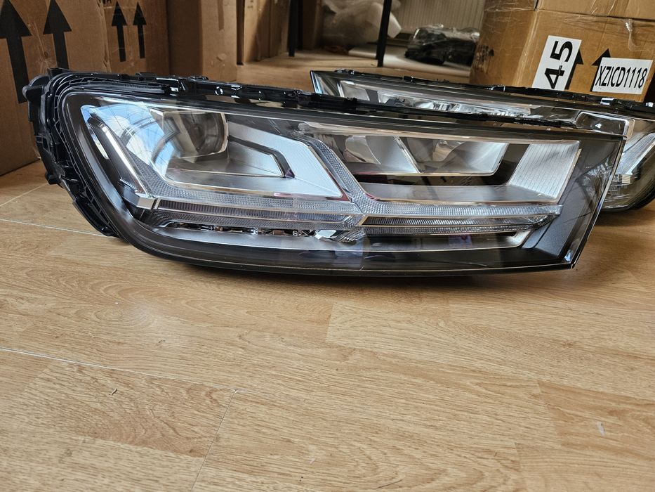 Audi Q7 2015 - 2020 LED передні фари комплект