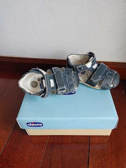 Sandálias da chicco