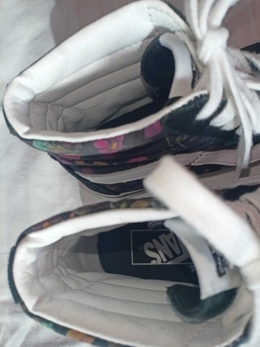 Vans roz. 38 - dł. wkł. 24 cm- skóra- stan bdb