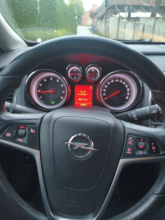 Opel Astra J 1.6