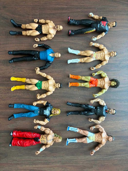 LER DESCRIÇÃO  bonecos com danos wwe wrestling figuras brinquedos