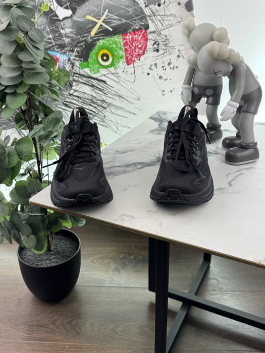 Кросівки Hoka Clifton 10 36 розмір Е16497