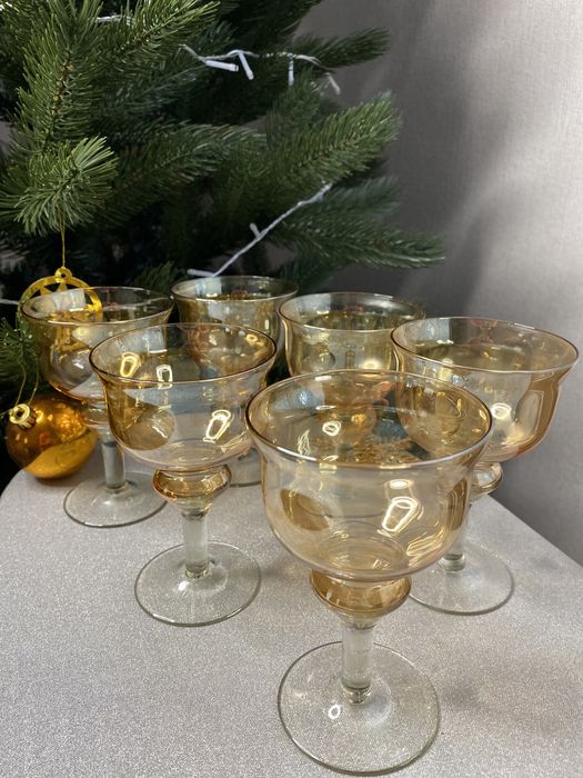 Набір келихів