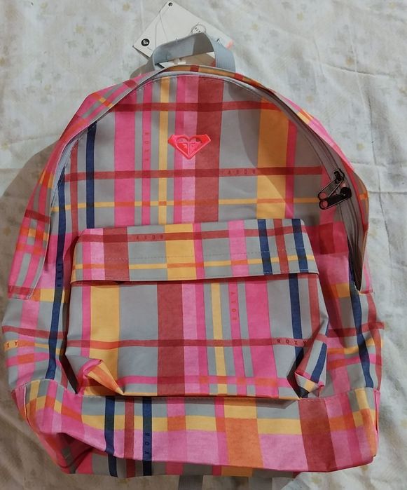 Mochilas escolares a bom preço novas