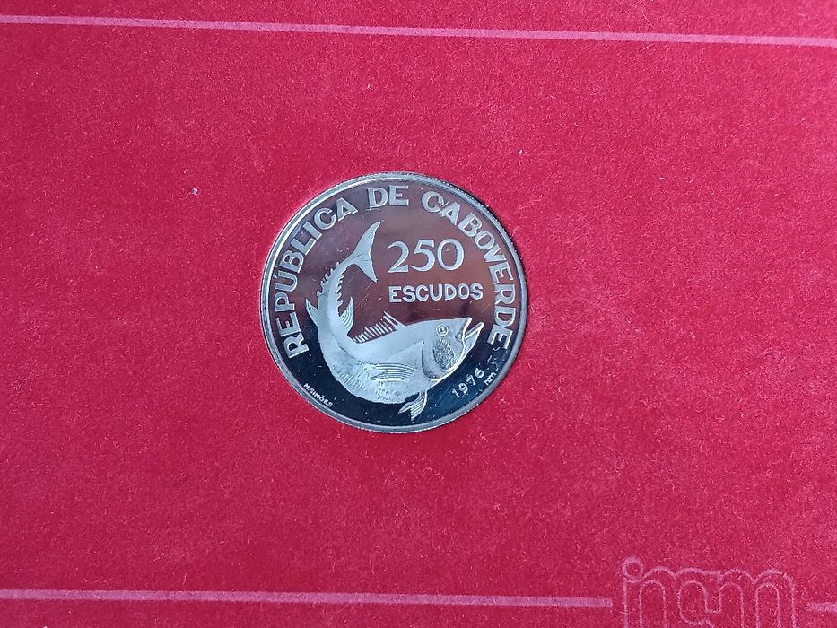 Moeda prata prof de 2,50 escudos. Cabo Verde