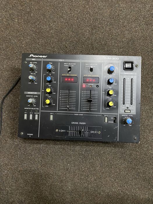 pioneer djm 300 - Купить музыкальные инструменты - Цена на OLX.ua