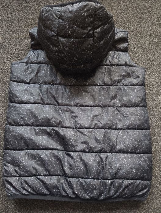 Bezrękawnik NASA 152