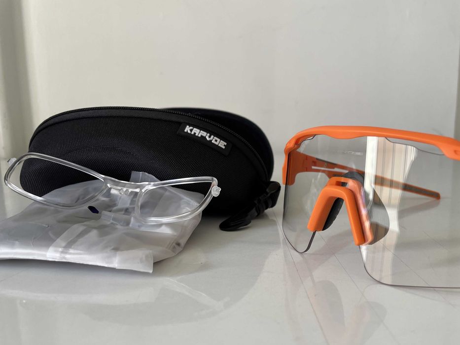 Oculos ciclismo ou corrida Fotocromaticos