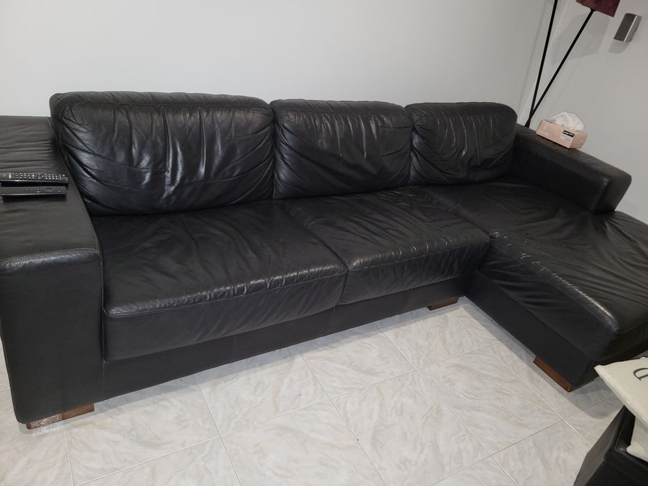 Sofa em pele grande
