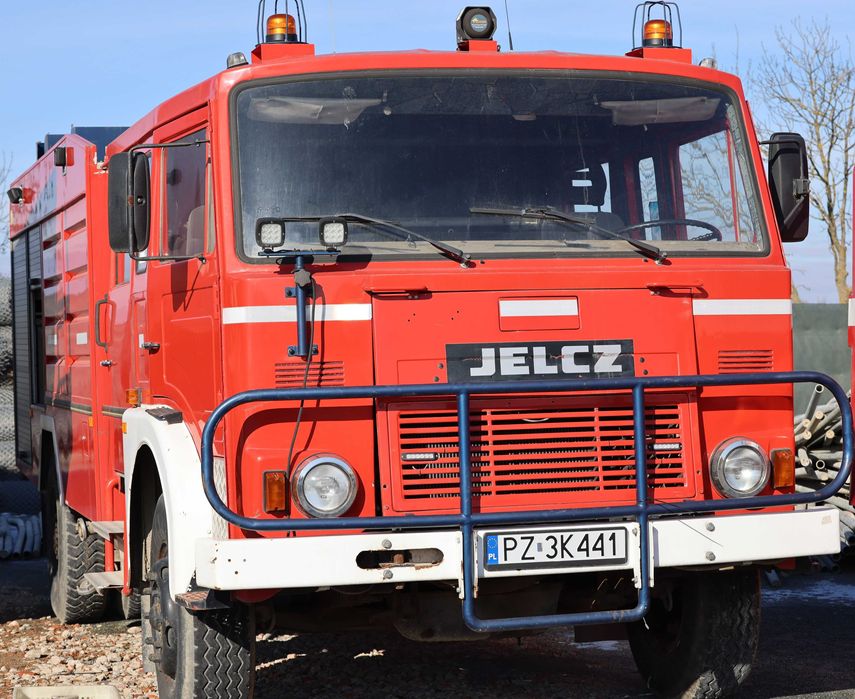 Jelcz 004 pożarniczy cysterna