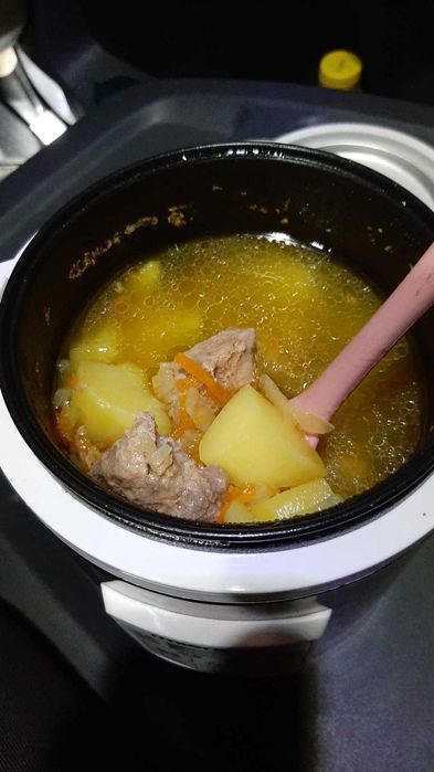 Автомобильная Мультиварка 1.6L в машину на 12/24 вольт в прикуриватель