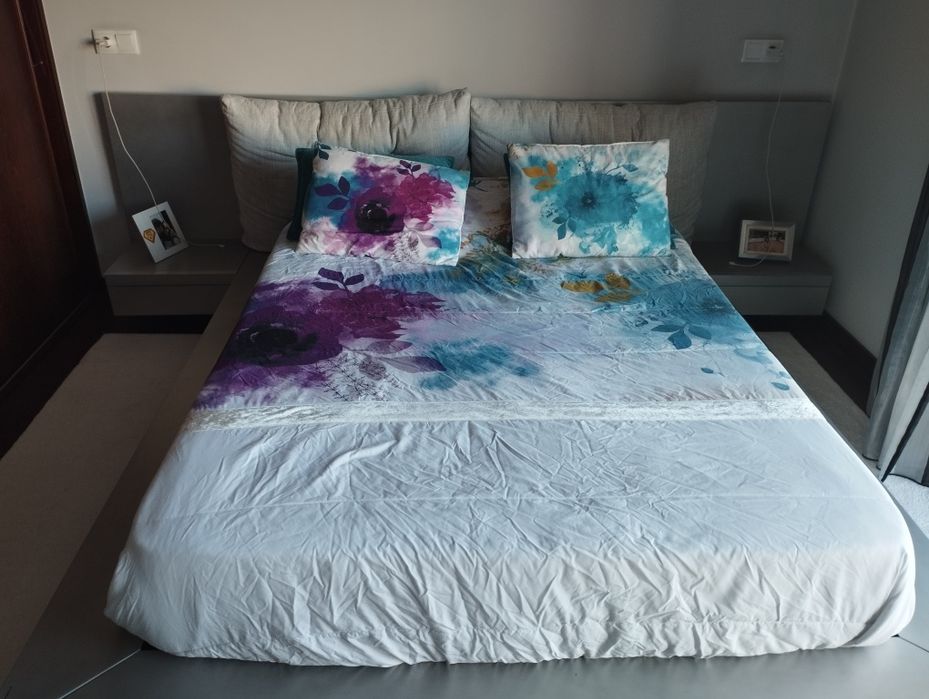 Vendo Cama de casal