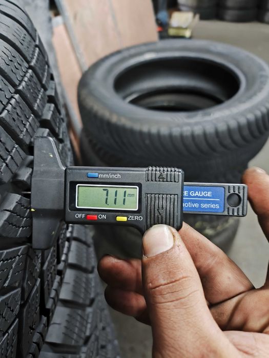 Шини бу 215/65 R17 Goodyear Ultra Grip Perfoemance Cen-1 Комплект Зима