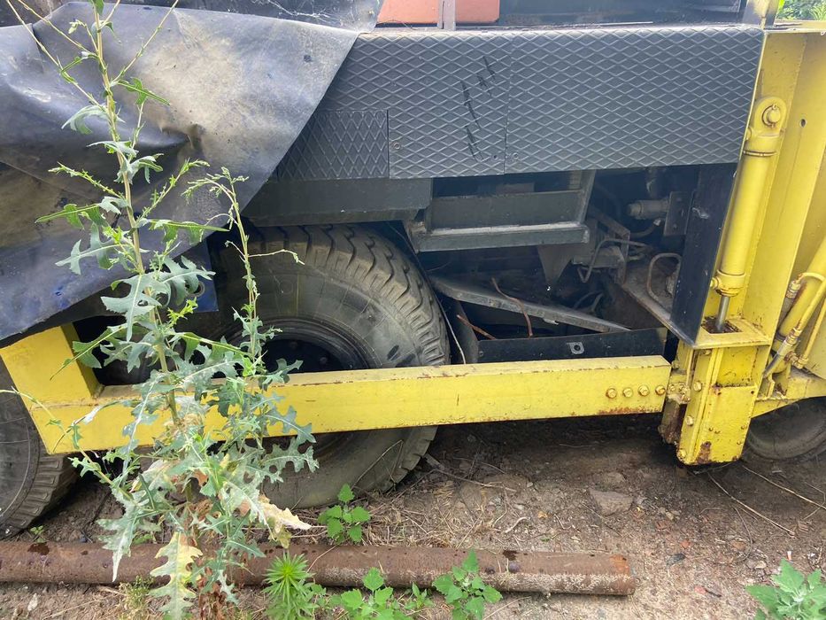 Продам асфальтоукладчик Baukema(Германия)TGL 29120 шир. 5 м.