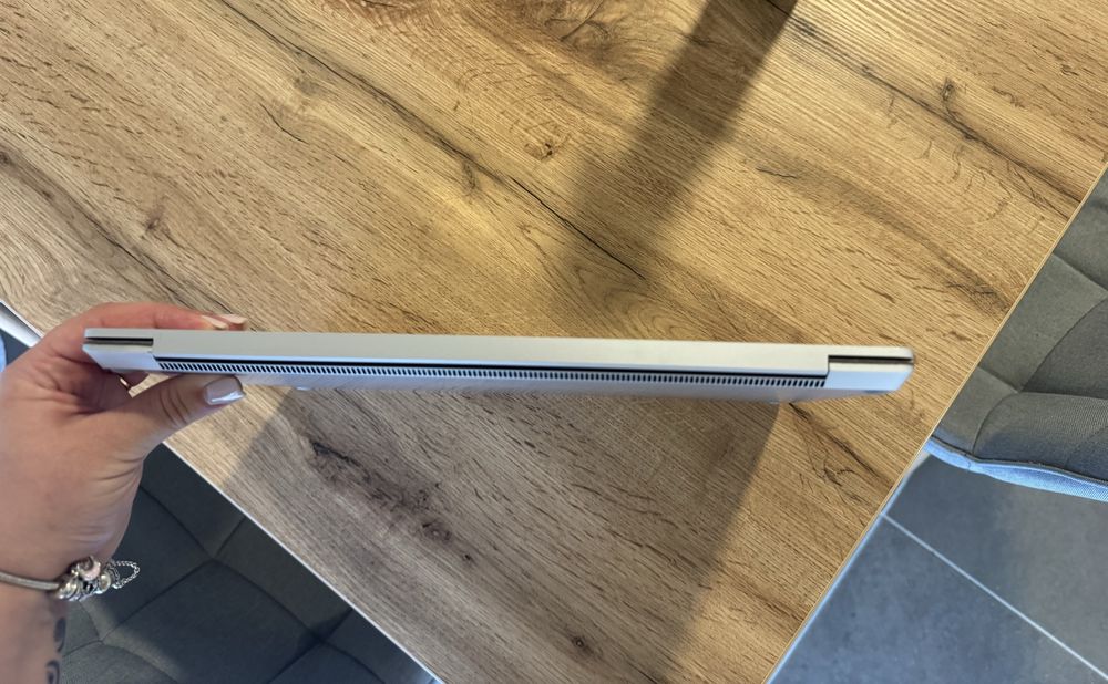 Microsoft Surface 1769 1st Gen Touchscreen499148273400555524