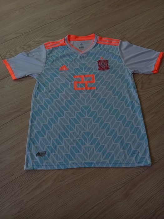 Футбольна форма збірної Іспанії