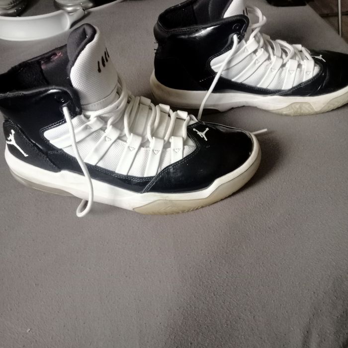 Jordan max aura.