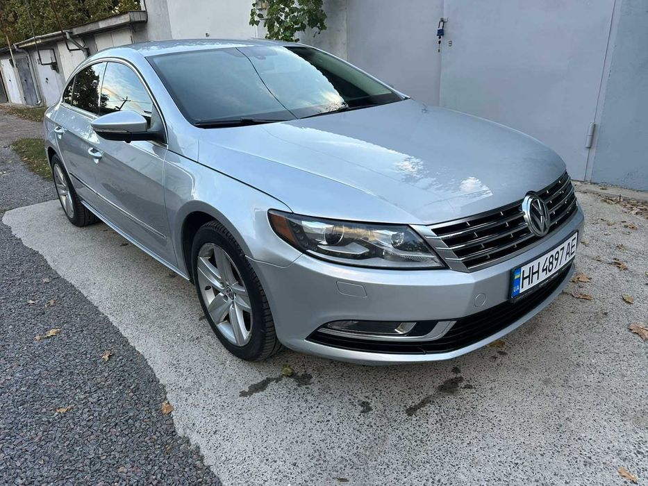 Продам свій Passat CC