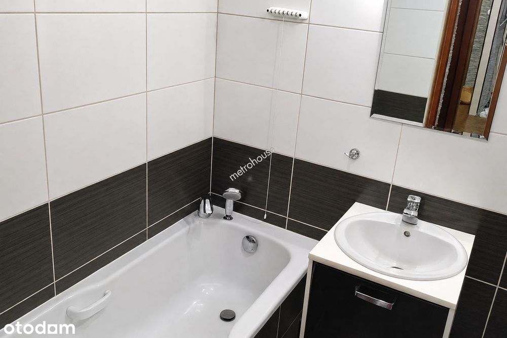 Pruszków - 2 pokoje , 48,3m2, 2 balkony, piwnica.