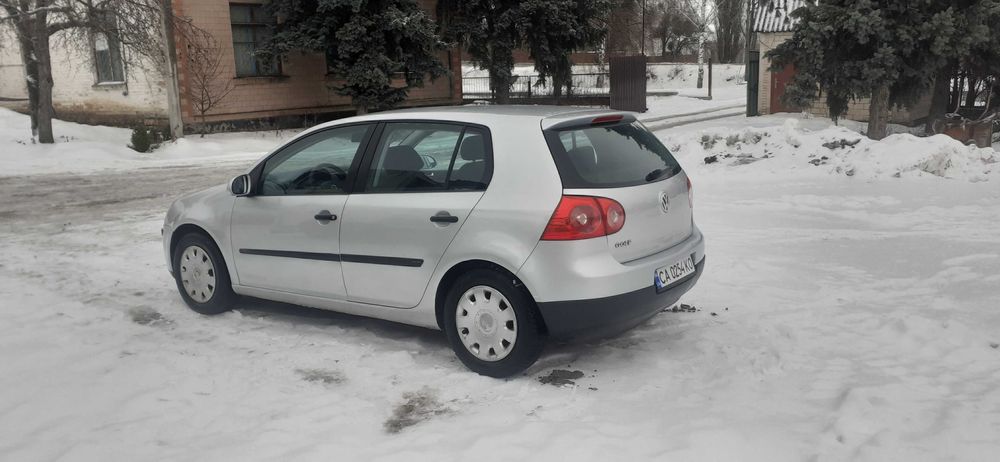 Продам Volkswagen Golf 5  mpi газ-бензин