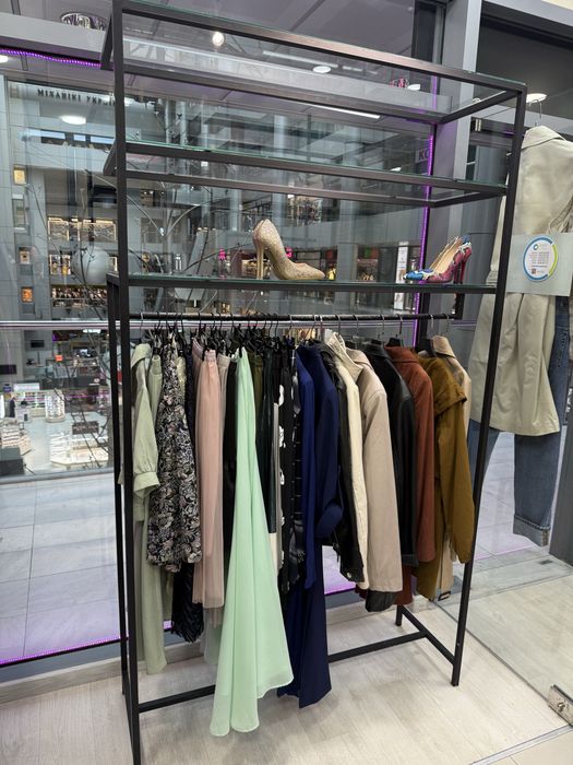 Стойка для одежды