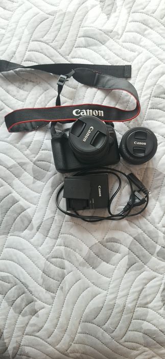 Máquina Fotográfica Canon EOS 1300D