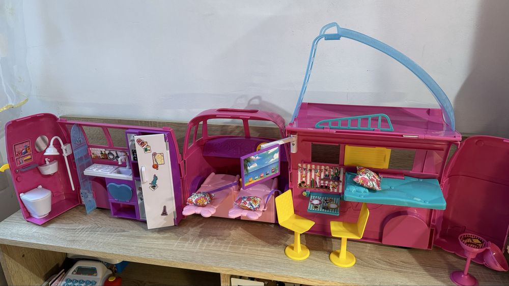 Barbie Dream Camper