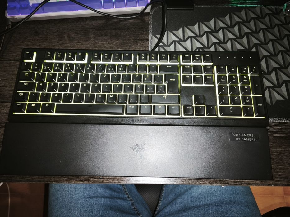 Teclado Razer ornata X membrana silencioso