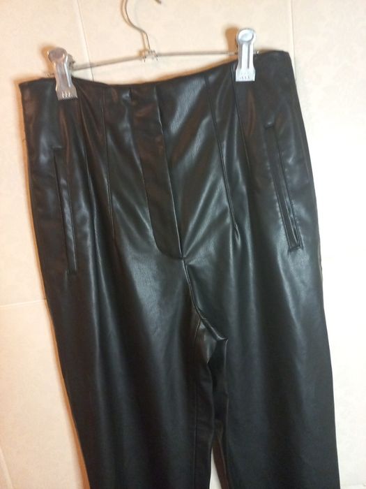 Шкіряні брюки жіночі