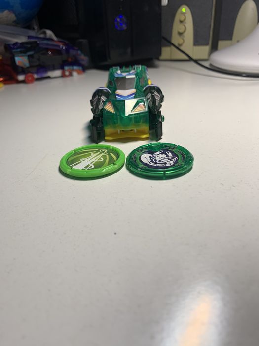 Дикі скрічери (іграшки для дітей)