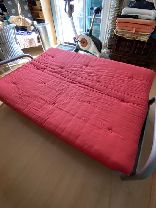 Sofa cama vermelho