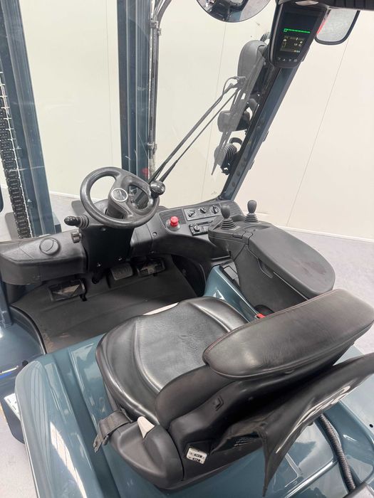 Empilhador Linde 5000 Kg - Elétrico