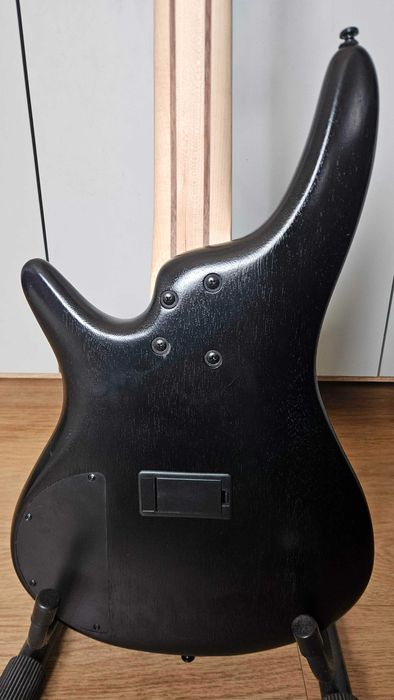 Gitara basowa Ibanez SR-305EB