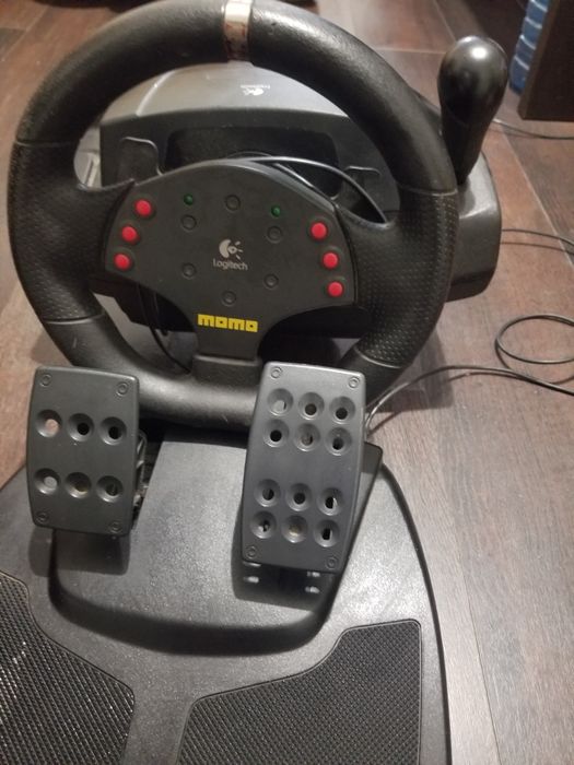 Руль симулятор MOMO Rasing Logitech