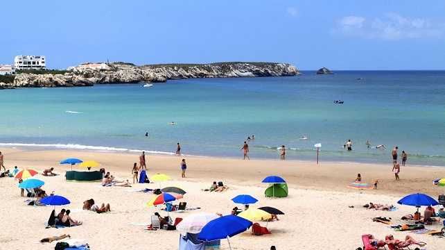 Arrenda-se agradável Apartamento T2 Peniche