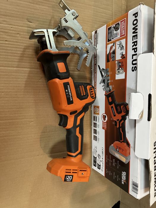 Сабильна пила powerplus