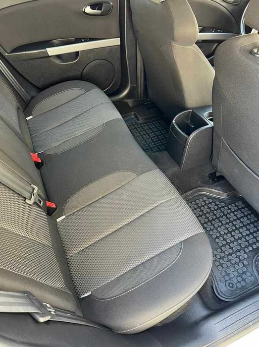 SEAT Leon 1.6 TDI Sport Full Extras